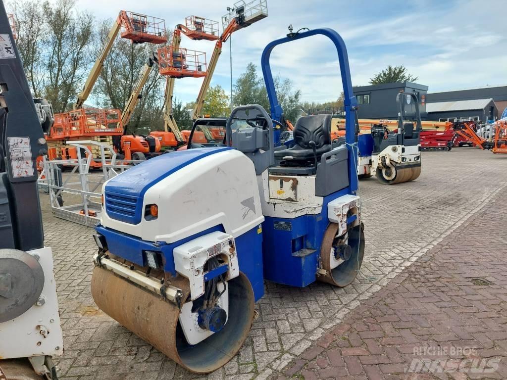 Dynapac CC1200 VI Cilindri compactori dubli
