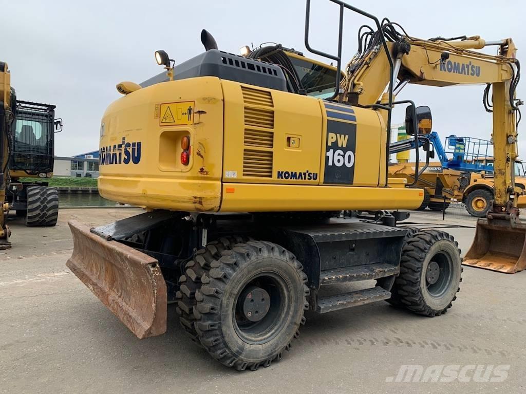Komatsu PW160-8 Excavatoare cu roti