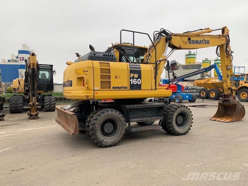 Komatsu PW160-8 Excavatoare cu roti