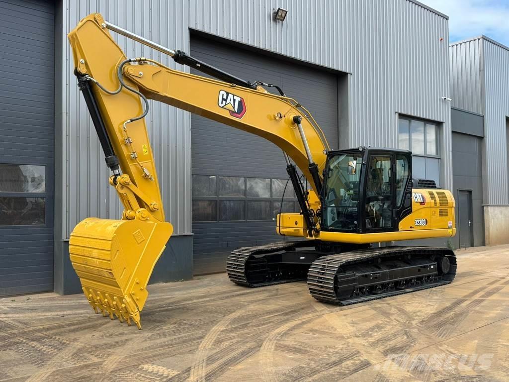 CAT 323D3 Excavatoare pe șenile
