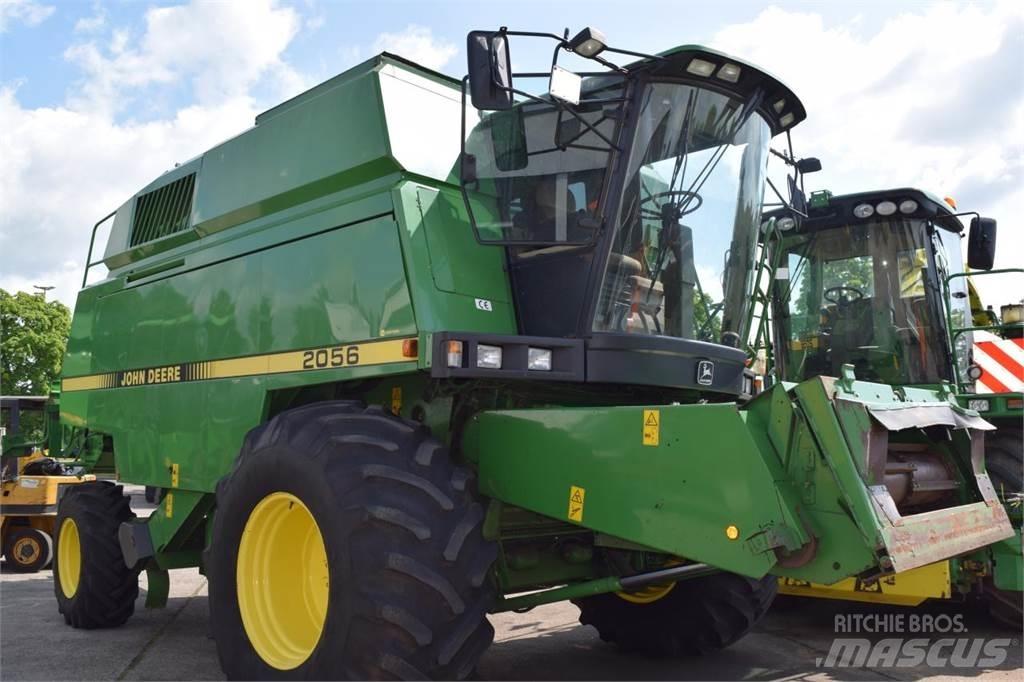 John Deere 2056 Combine de secerat