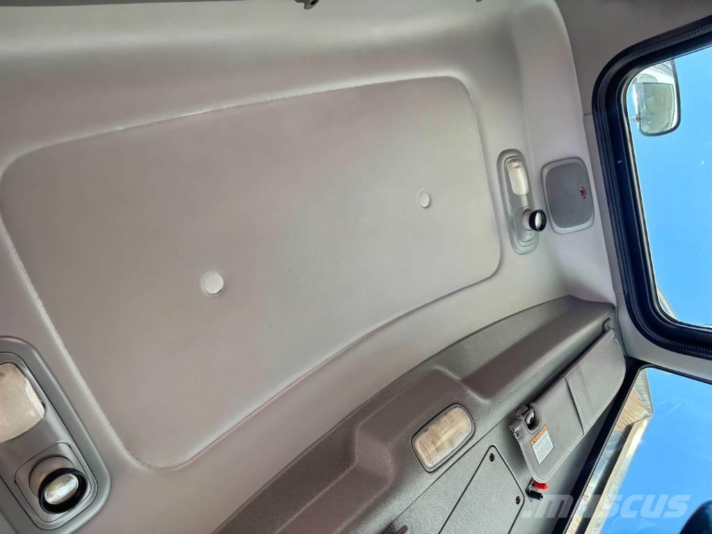 Peterbilt 389 Autotractoare