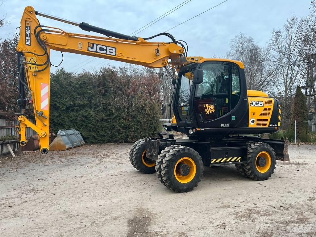 JCB JS 145 W+ TT4i Excavatoare cu roti