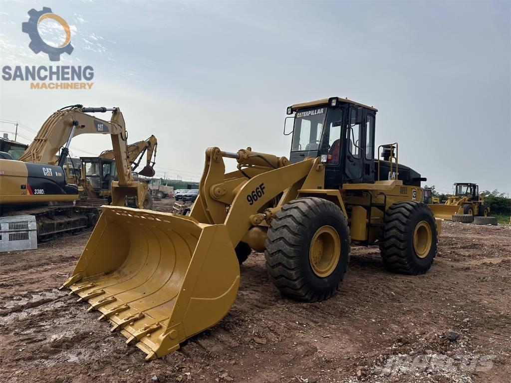 CAT 966F Incarcator pe pneuri