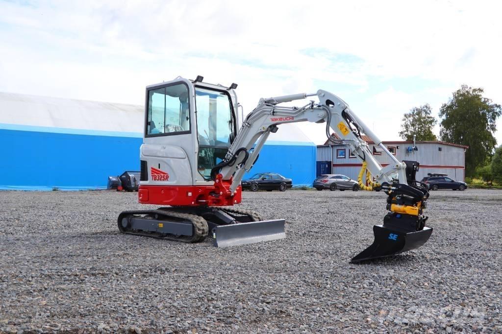 Takeuchi TB325R Mini excavatoare < 7t