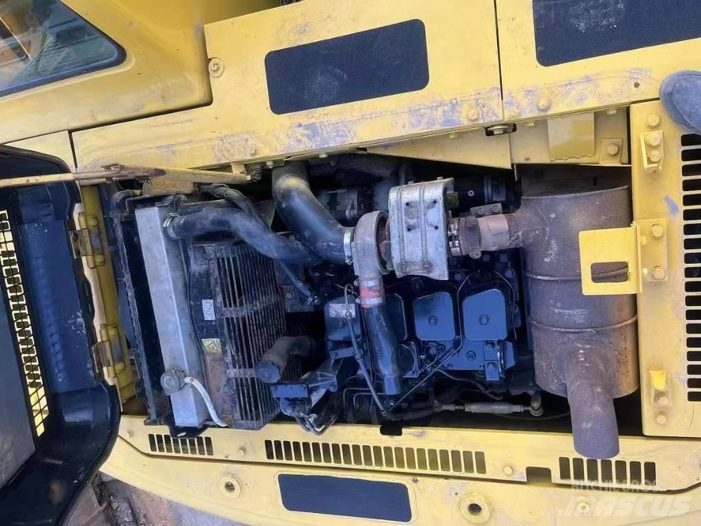 Komatsu PC120-6 Excavatoare pe șenile

