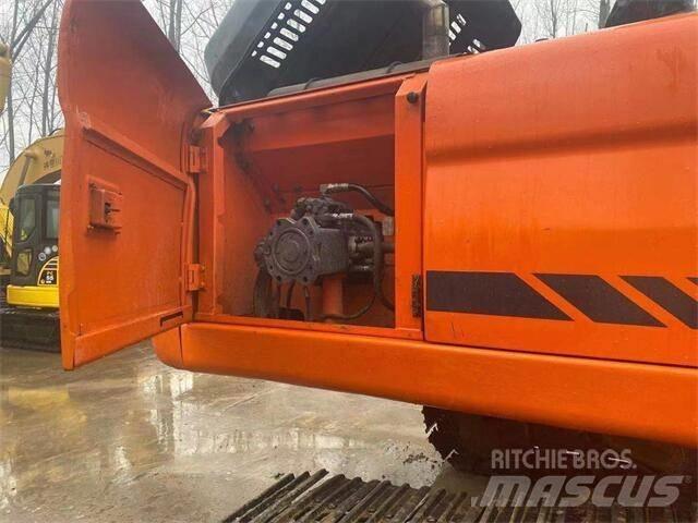 Doosan DX300LC Excavatoare pe șenile
