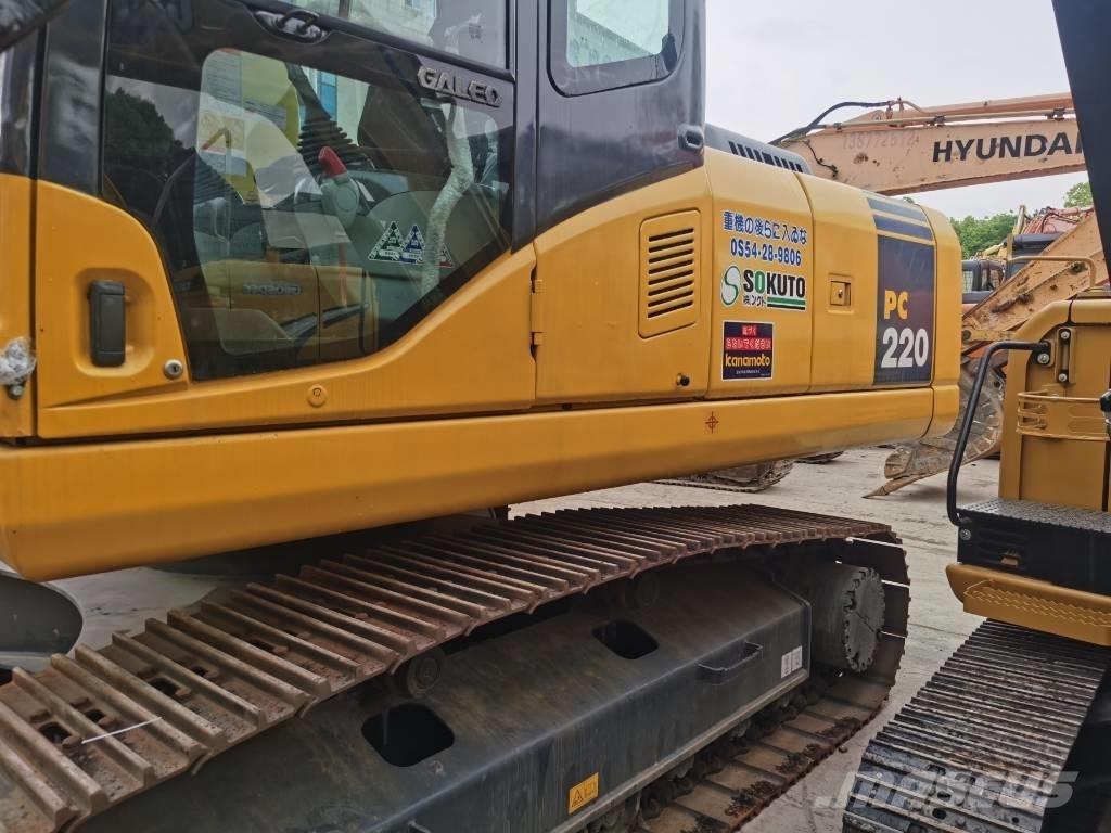 Komatsu PC220-7 Excavatoare pe șenile
