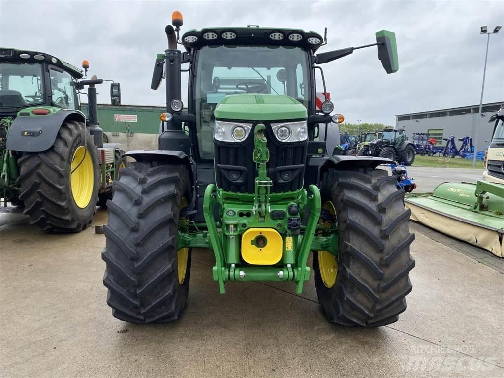 John Deere 6R 155 Tractoare