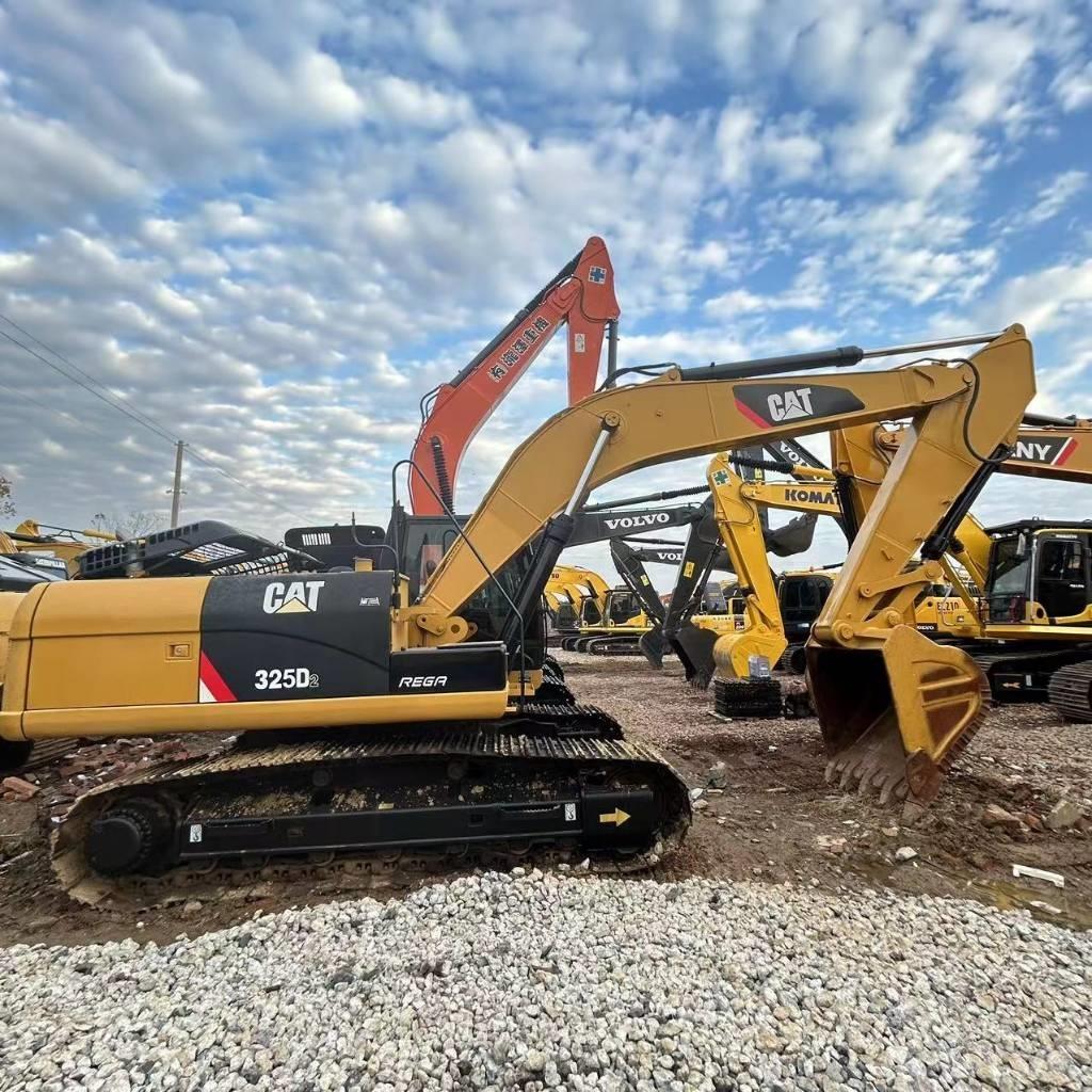 CAT 325 D Excavatoare pe șenile
