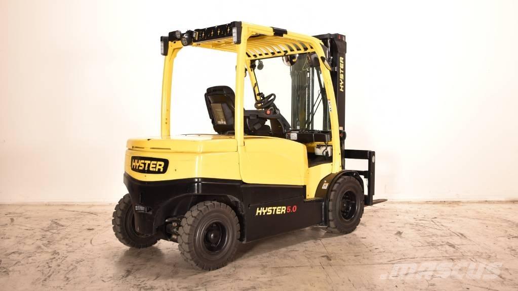 Hyster J5.0XN Stivuitor electric