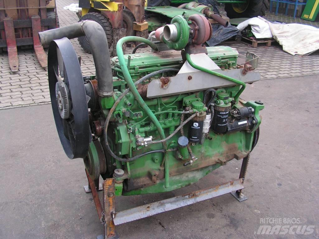 John Deere 6920 Motoare