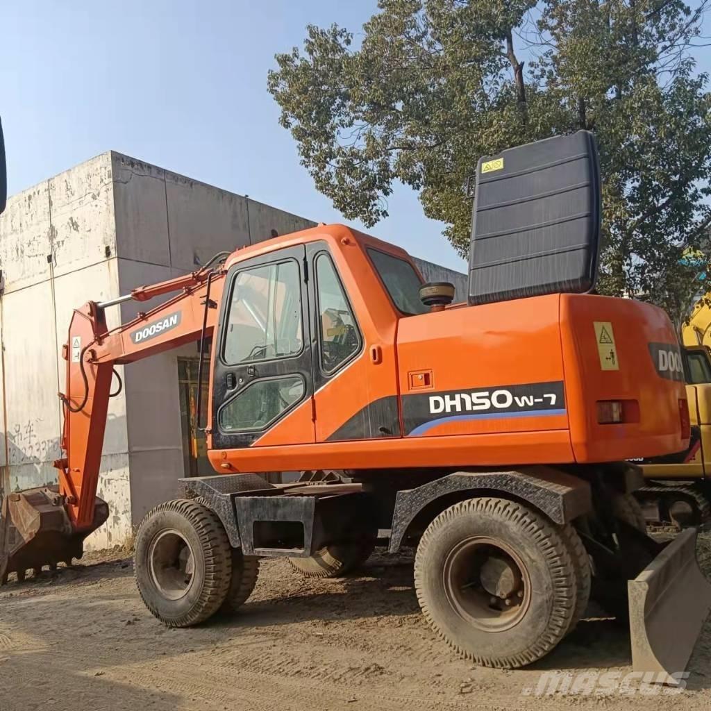Doosan DH150W-7 Excavatoare cu roti