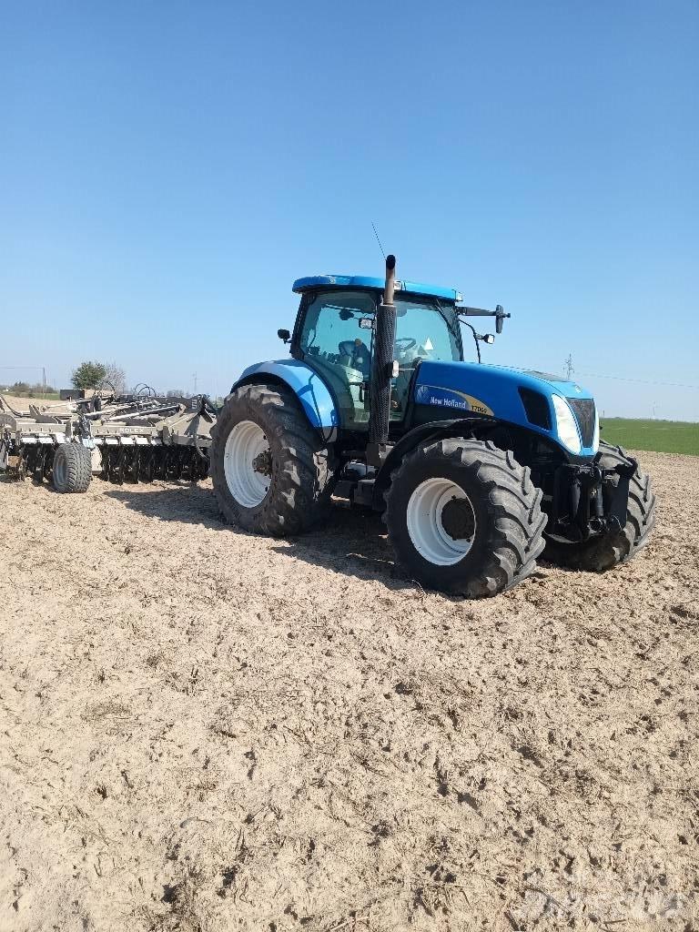 New Holland T 7060 Tractoare