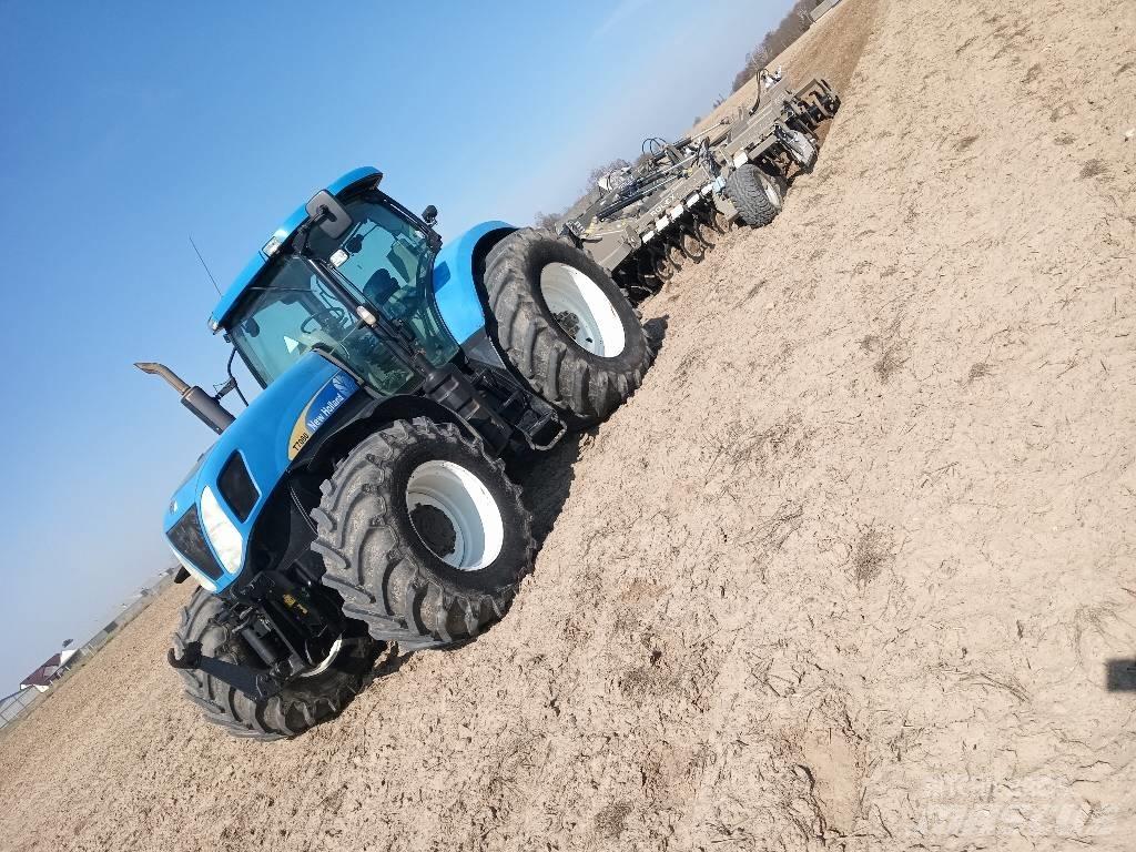 New Holland T 7060 Tractoare