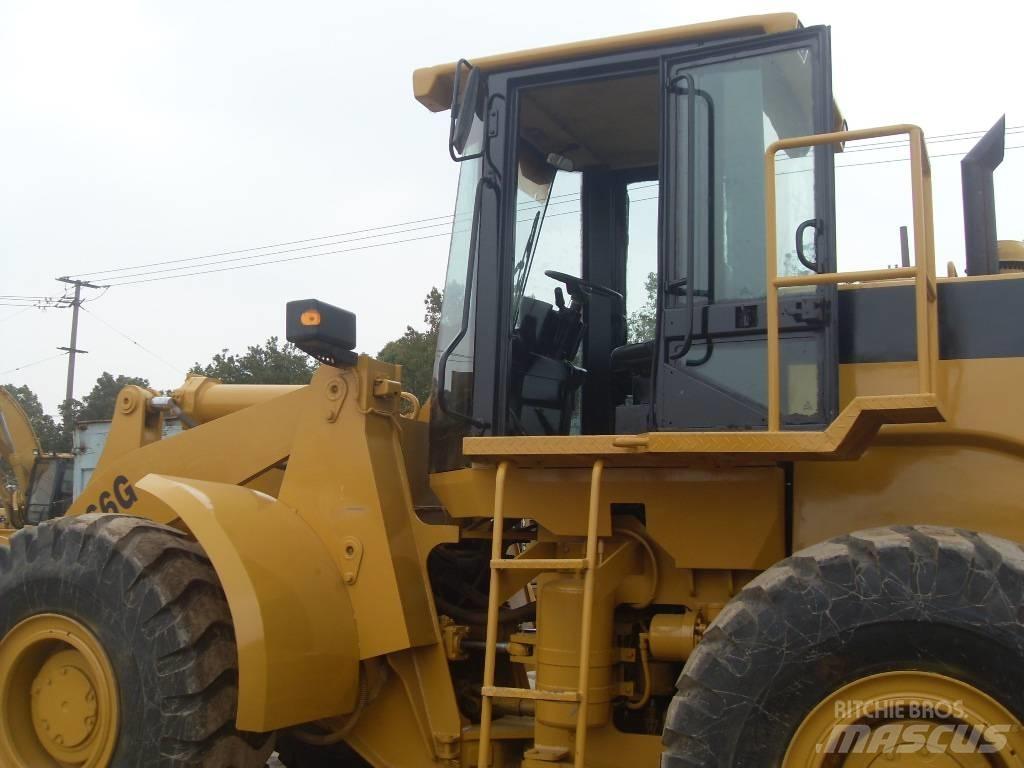 CAT 966G Incarcator pe pneuri