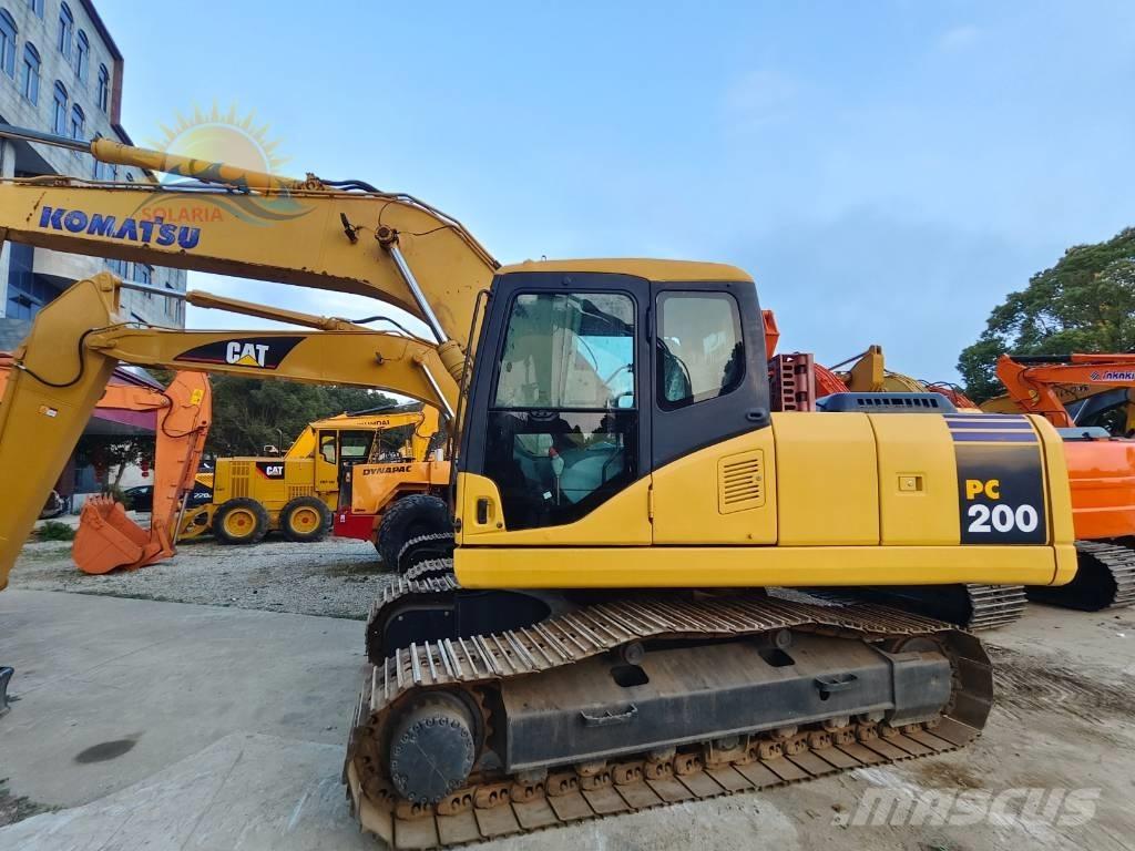 Komatsu PC 200-7 Excavatoare pe șenile
