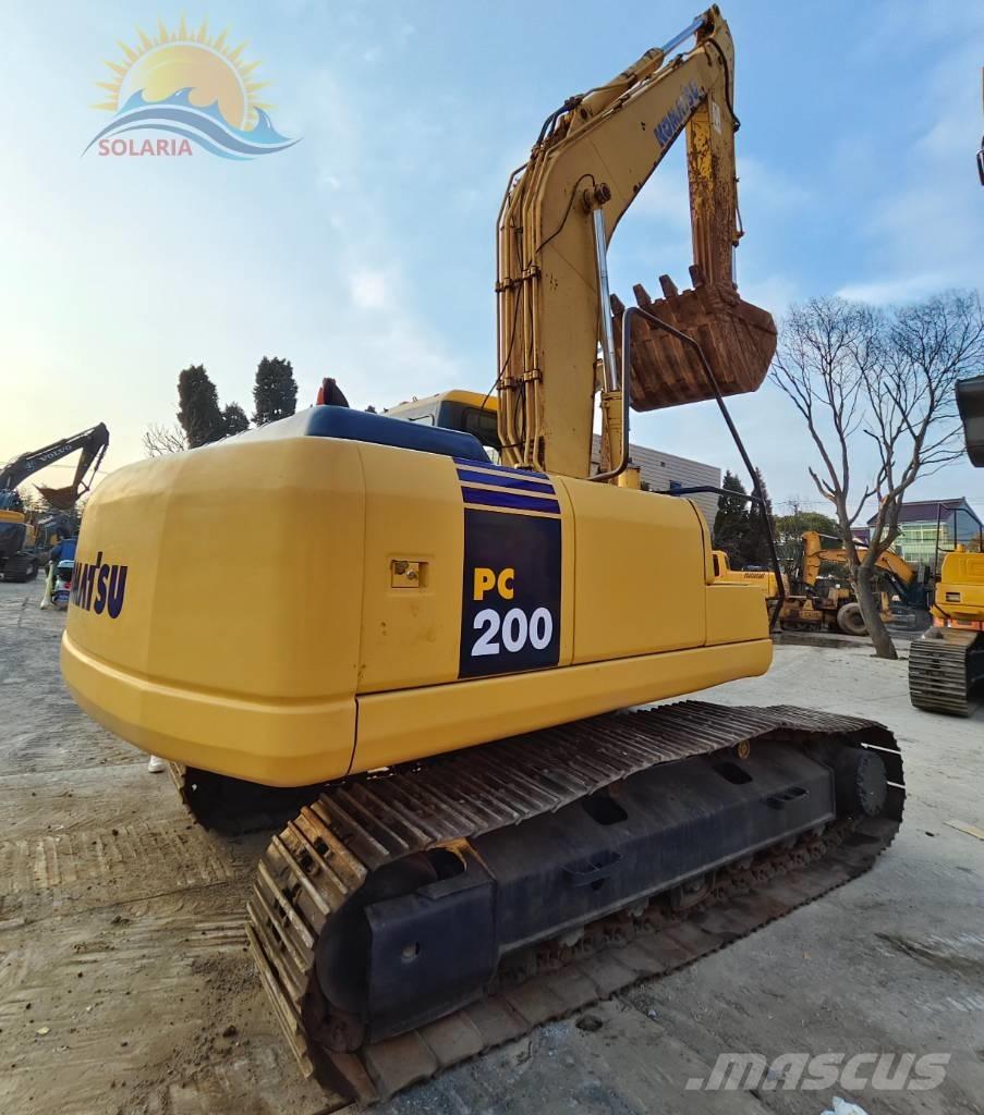 Komatsu PC 200-7 Excavatoare pe șenile

