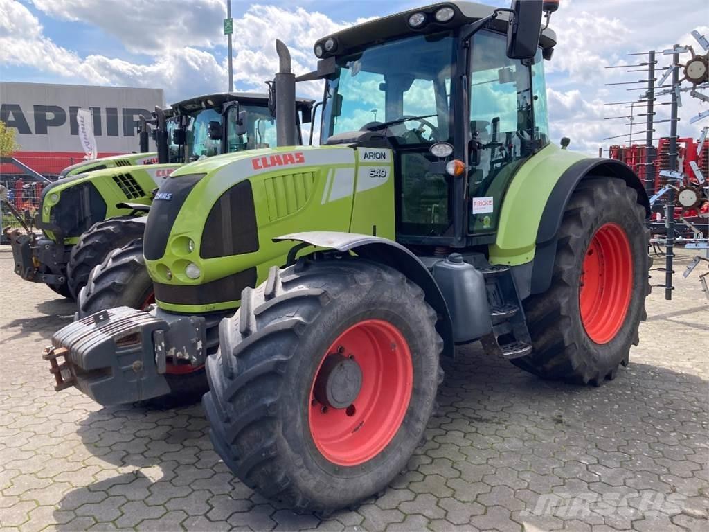 CLAAS Arion 640 Tractoare