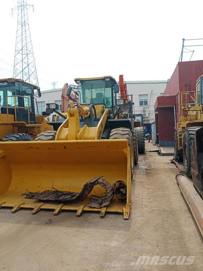 SDLG LG 956 L Incarcator pe pneuri