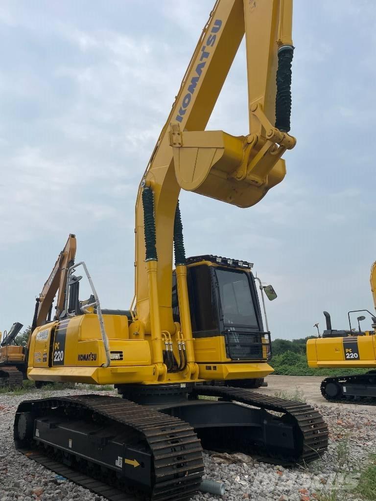 Komatsu PC 220 Excavatoare pe șenile
