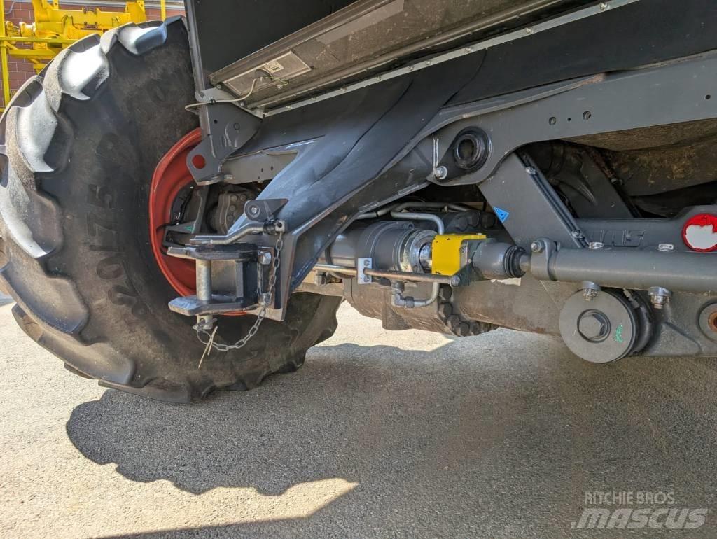 New Holland FR 650 Forajere cu autopropulsare