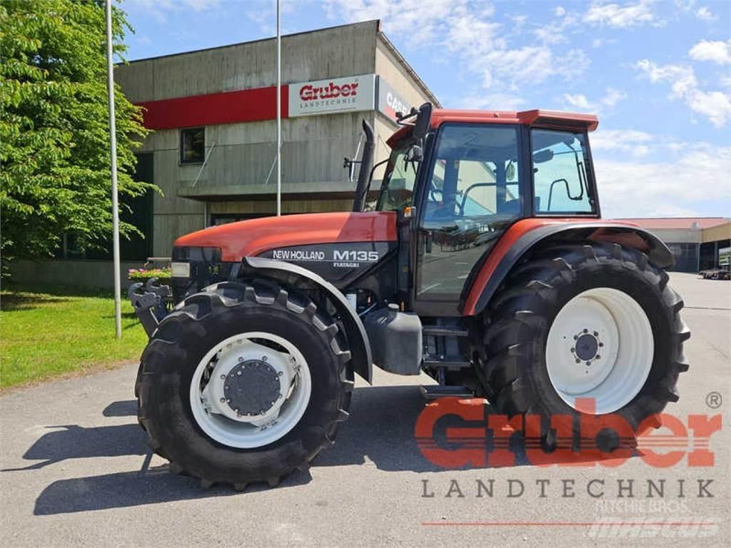New Holland M 135 Tractoare