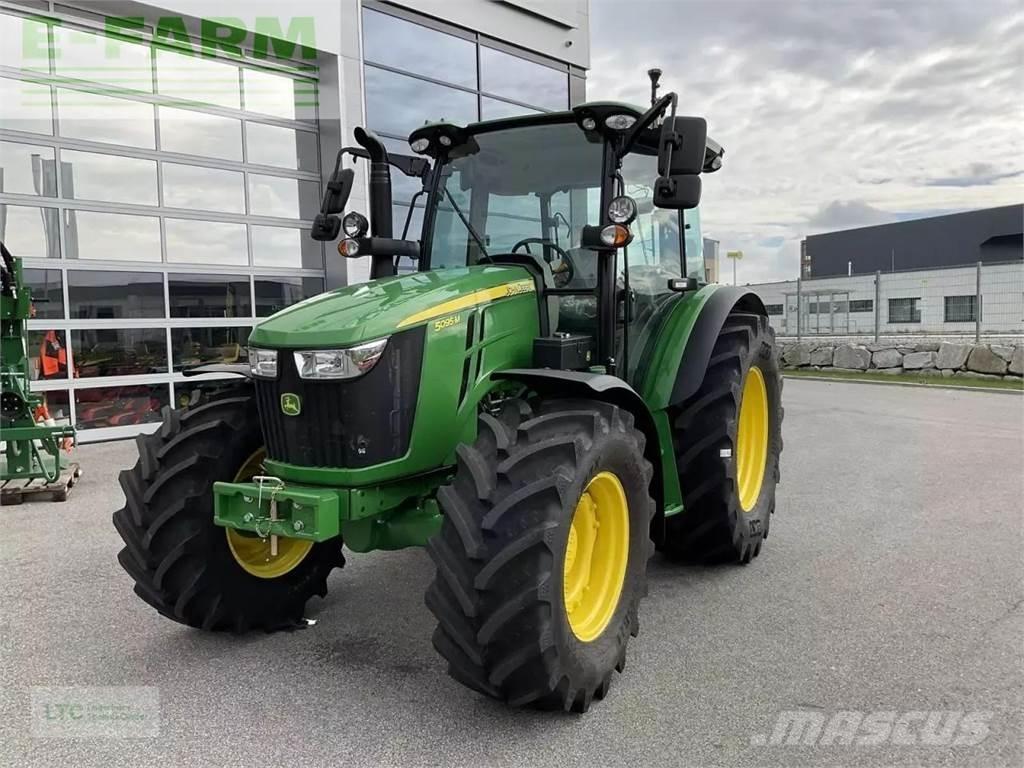 John Deere 5095m Tractoare