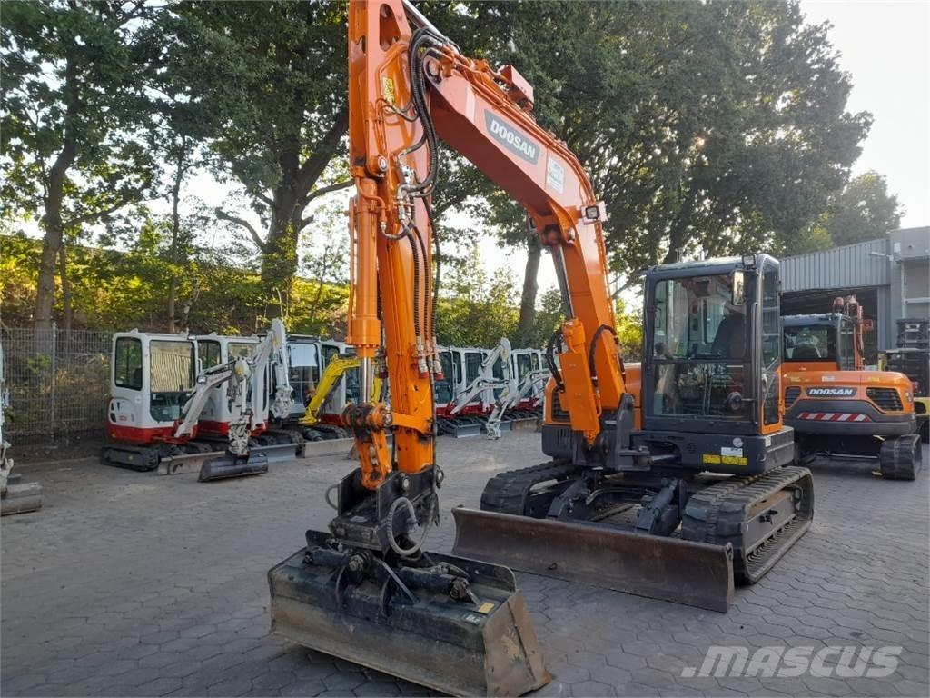 Doosan DX85R-3 Excavatoare 7t - 12t