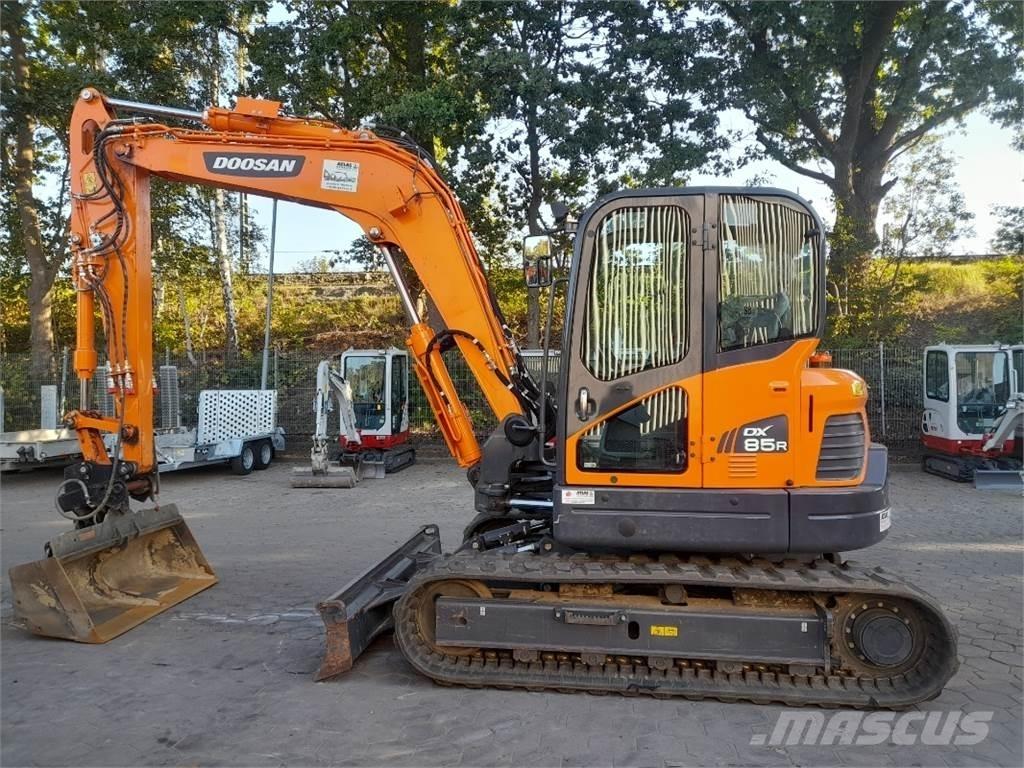 Doosan DX85R-3 Excavatoare 7t - 12t