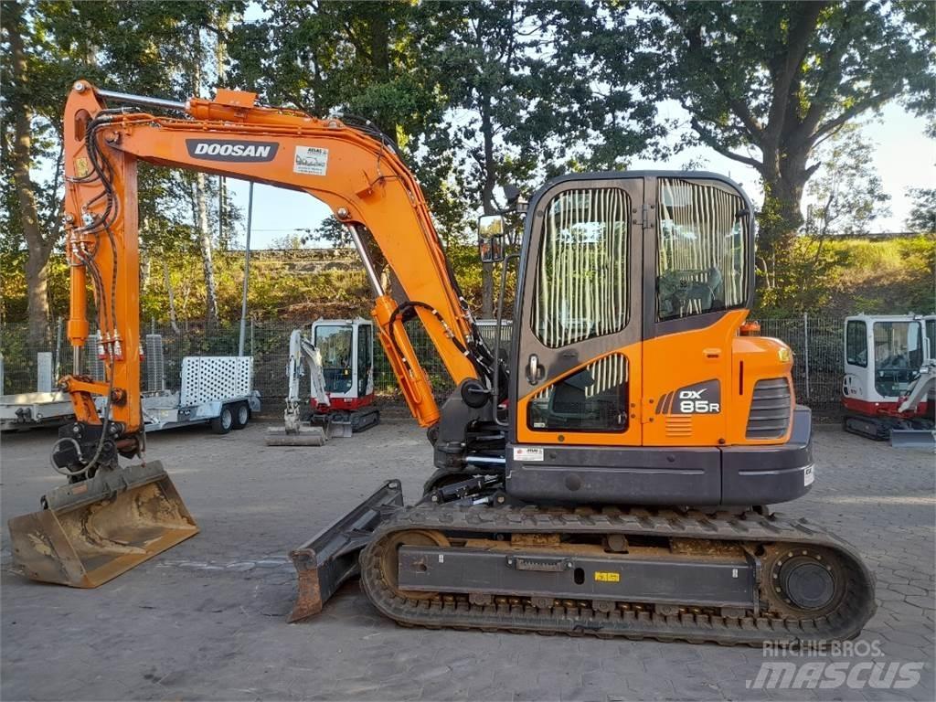 Doosan DX85R-3 Excavatoare 7t - 12t