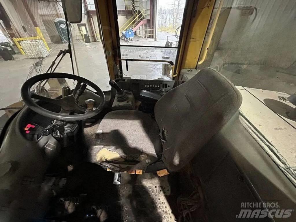 Volvo L 90 E Incarcator pe pneuri