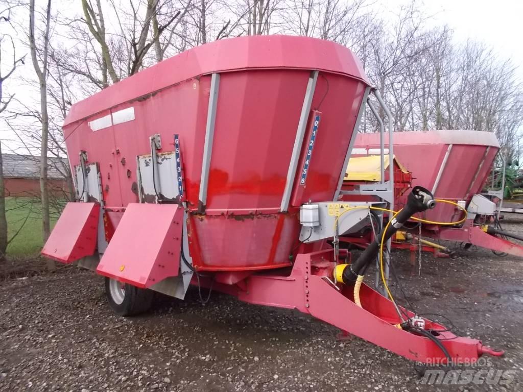JF VM-27 Mixere furaje