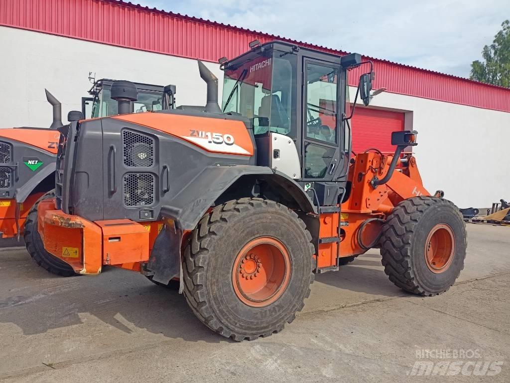 Hitachi ZW150 Incarcator pe pneuri