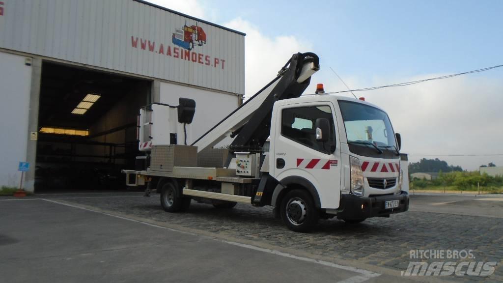 Renault Maxity Platforme aeriene montate pe camion