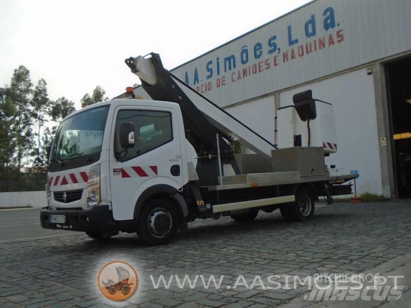 Renault Maxity Platforme aeriene montate pe camion