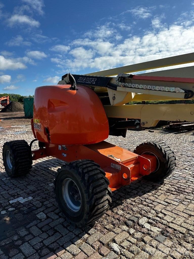JLG 450 AJ II Nacele cu brat articulat