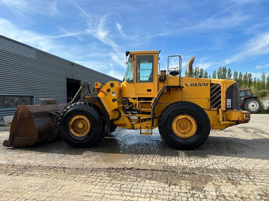 Volvo L150E Incarcator pe pneuri