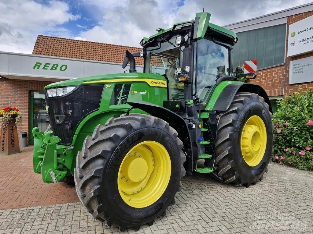 John Deere 7R330 Tractoare