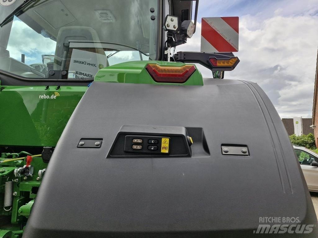 John Deere 7R330 Tractoare