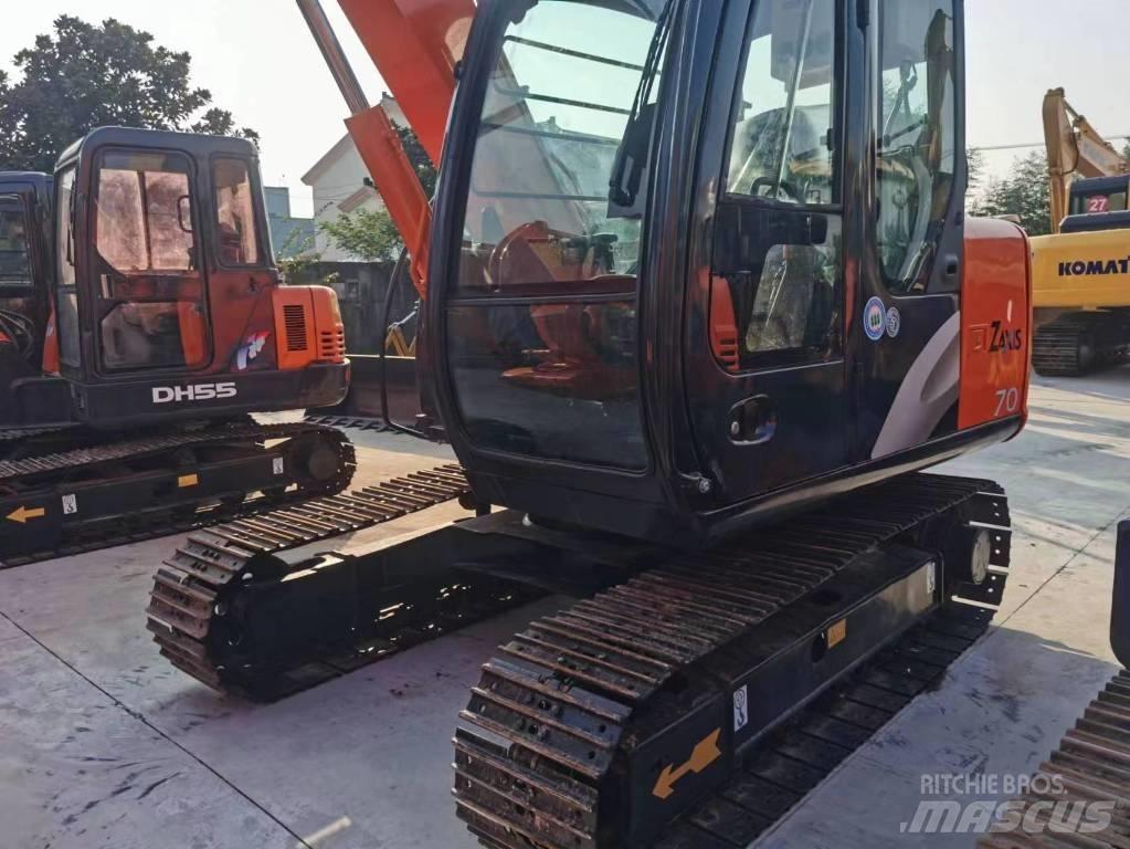 Hitachi ZX 70 Excavatoare 7t - 12t