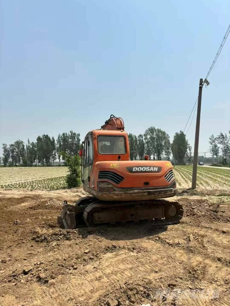 Doosan DX 75 Excavatoare pe șenile
