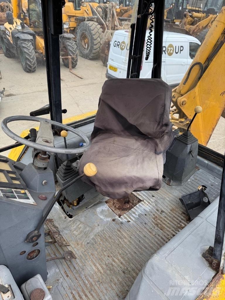 JCB 3 CX Buldoexcavatoare
