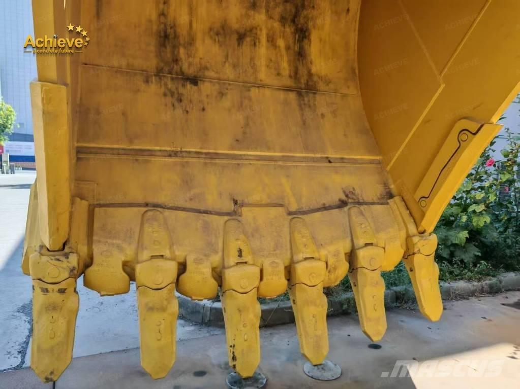 Komatsu PC 2000 Excavatoare pe șenile
