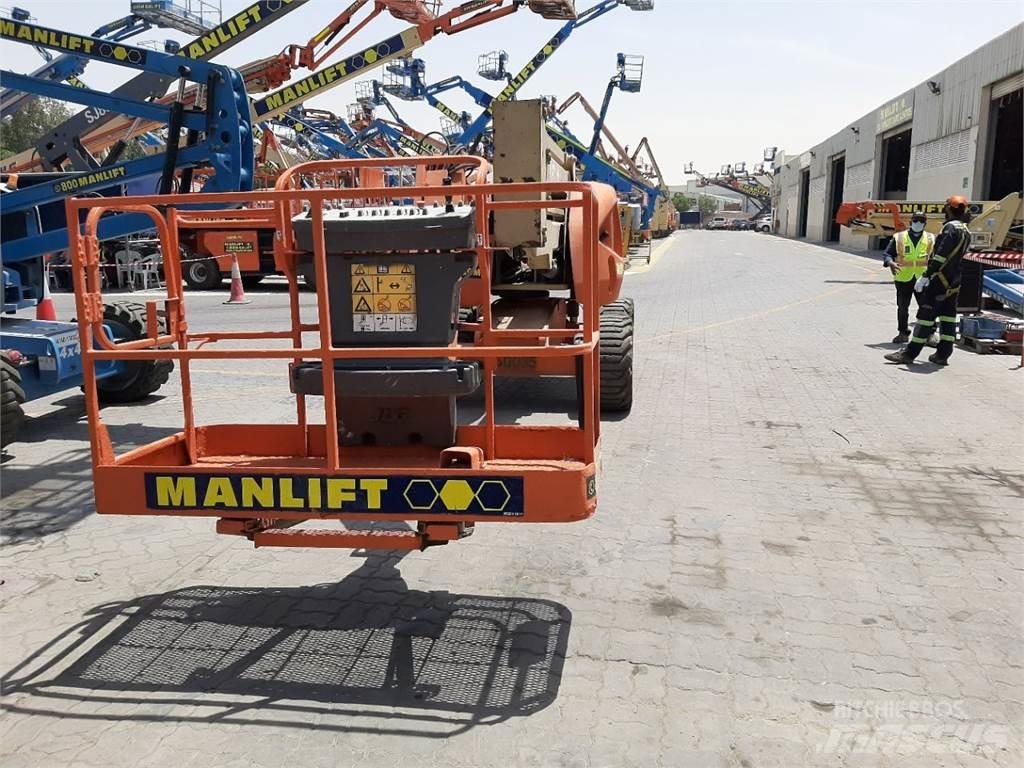 JLG 450AJ Nacele cu brat articulat