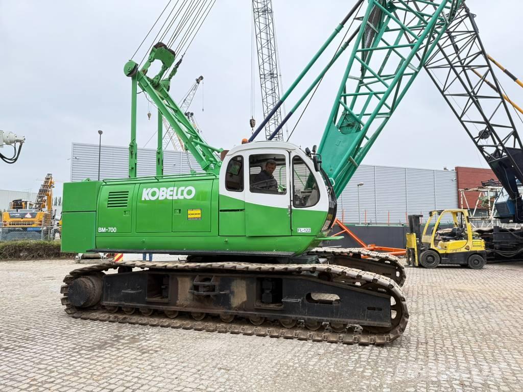 Kobelco BM 700 Macarele