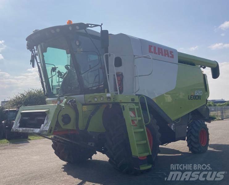 CLAAS LEXION 620 Combine de secerat
