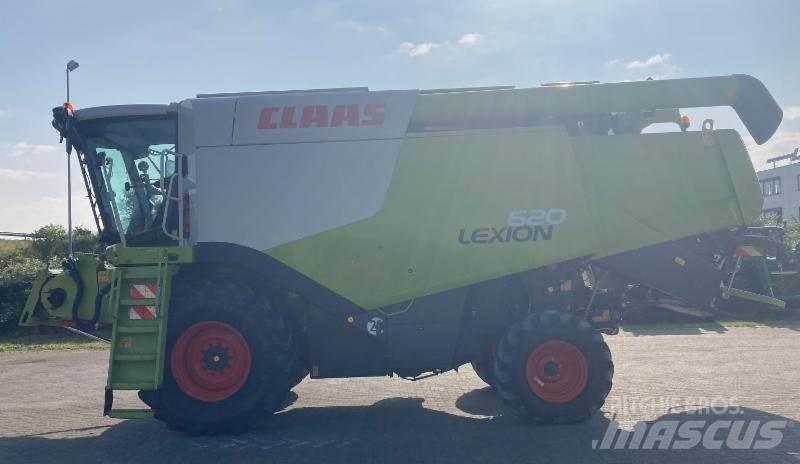 CLAAS LEXION 620 Combine de secerat