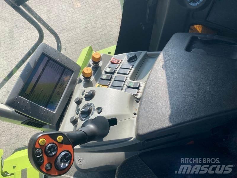 CLAAS LEXION 620 Combine de secerat