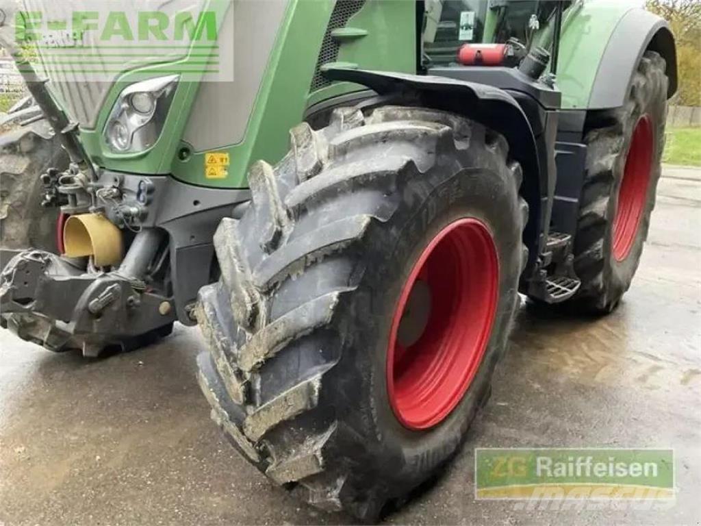 Fendt 828 vario Tractoare